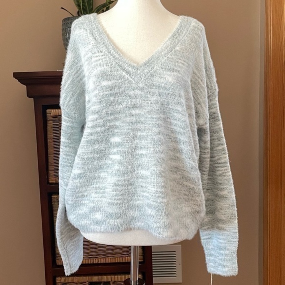 Jessica Simpson V-Neck Sweater